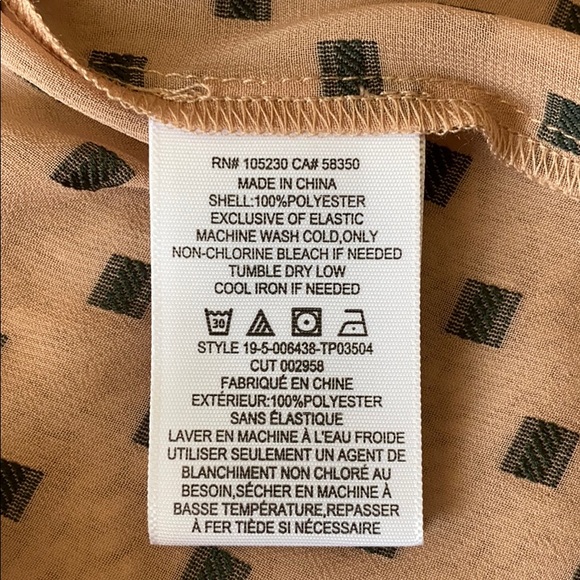 ❌SOLD❌ Joie “Jamila” smocked ruffle top - Picture 8 of 8